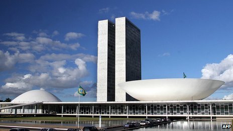Oscar Niemeyer, Government Building, Brasilia